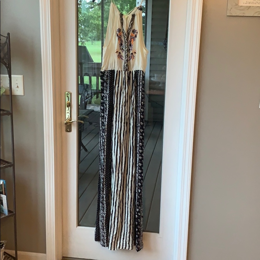 Unique Maxi